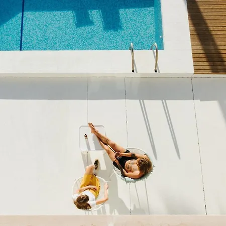 Punta Paradiso فندق مبيت وإفطار 4*