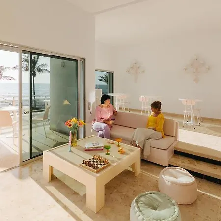 Punta Paradiso 4* بونتا ديل هيدالغو