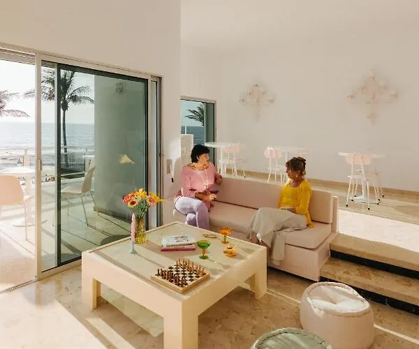 Punta Paradiso 4* Пунта-дель-Идальго